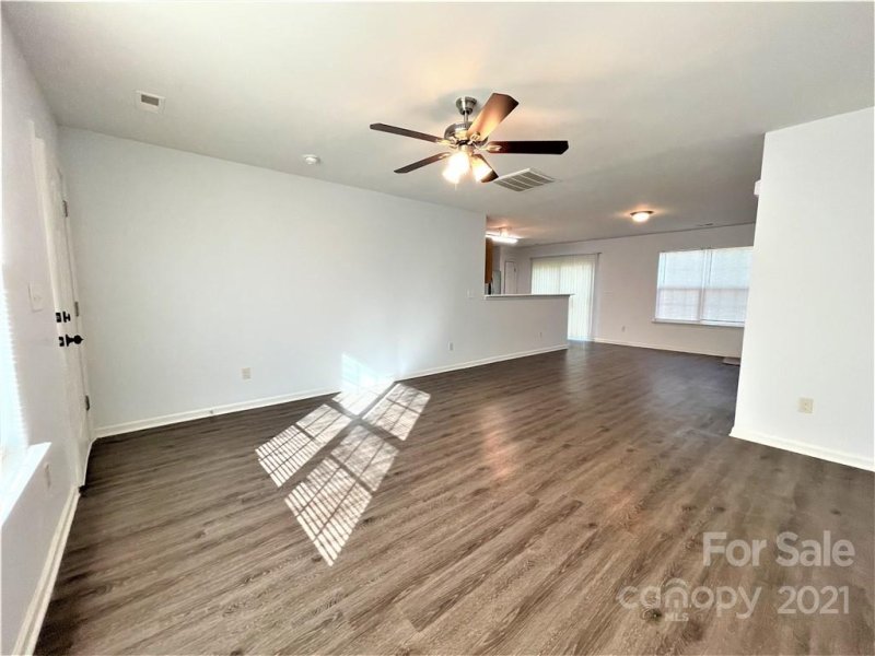 Property image 3 at 5336 Beam Lake Drive, Charlotte, NC 28216