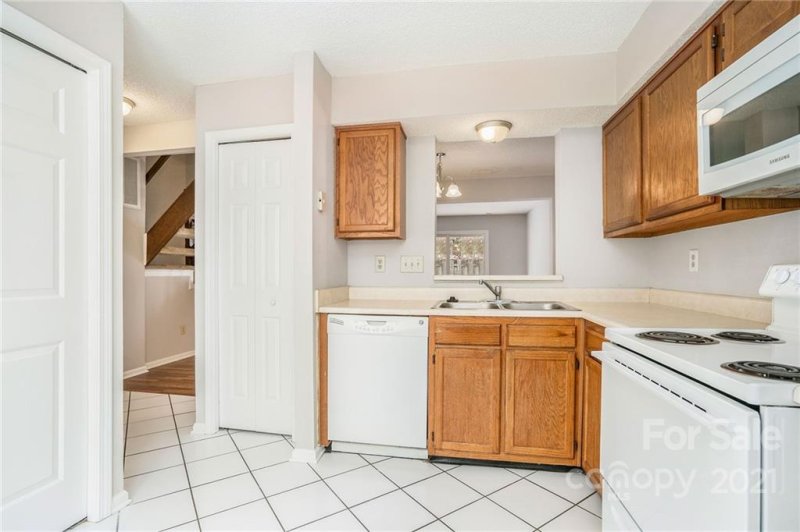 Property image 5 at 1240 Maple Shade Lane, Charlotte, NC 28270