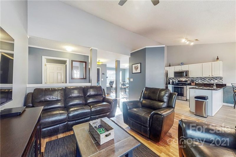 Property image 4 at 2066 Chapel Creek Road, Concord, NC 28025