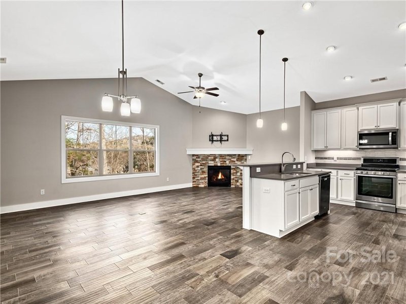 Property image 2 at 69 Loftin Street, Weaverville, NC 28787