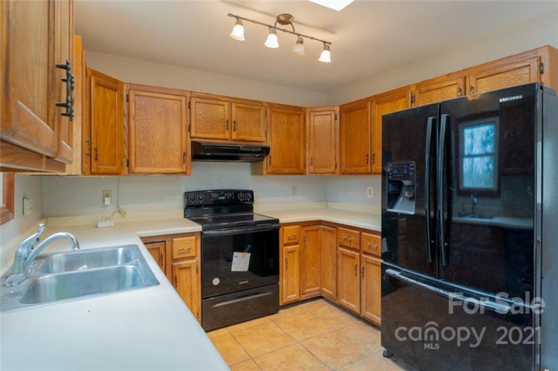 Property image 4 at 90 Mount Royal Drive, Arden, NC 28704