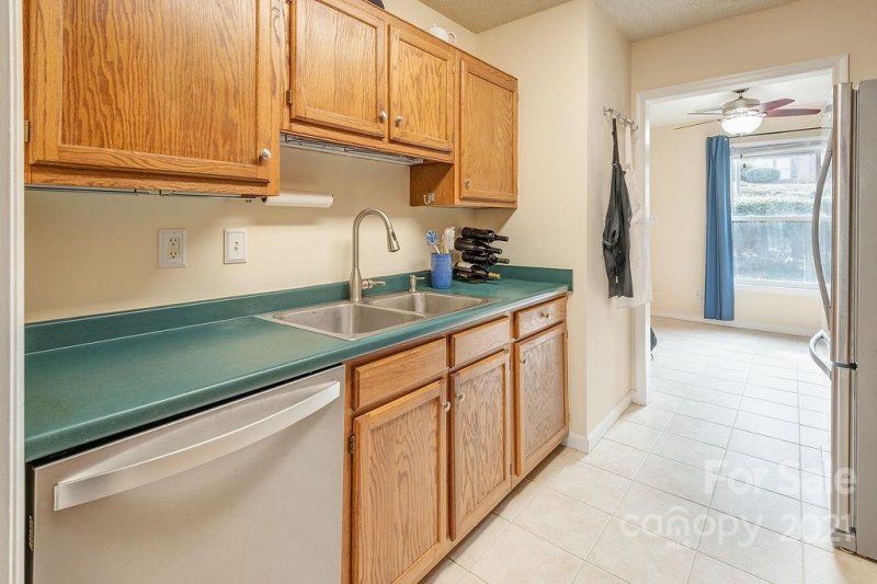 Property image 5 at 16 Spears Avenue, Asheville, NC 28801