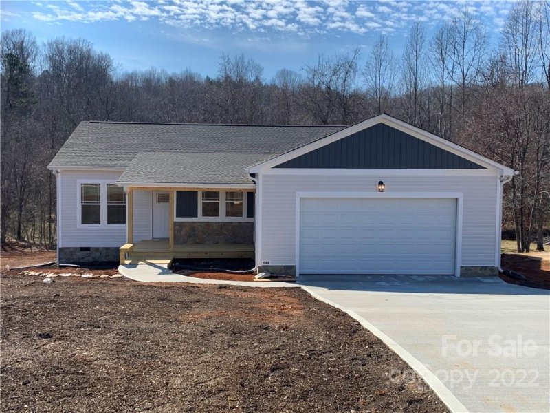 1560 Farmington Hills Drive