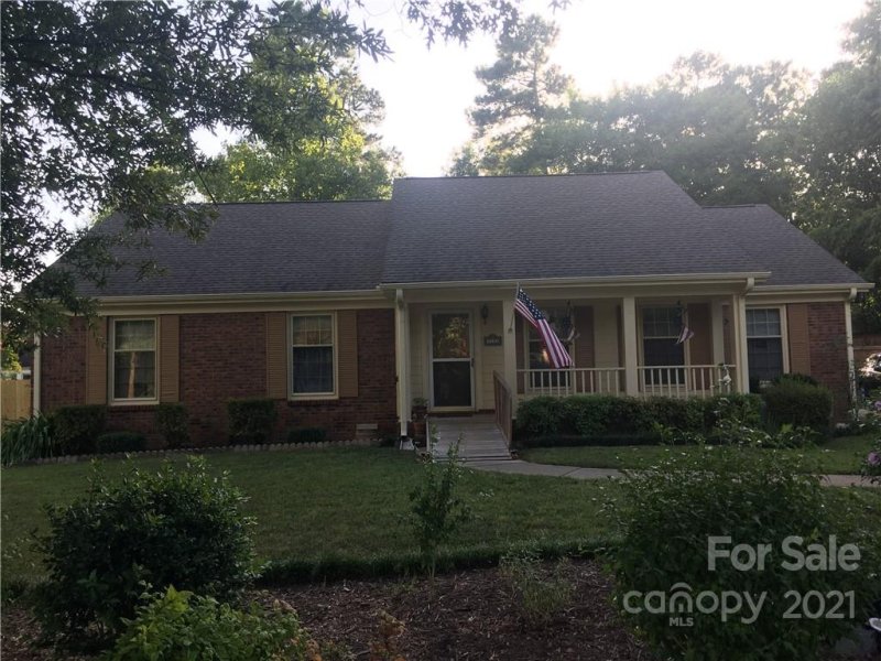 Property image 2 at 7121 Powder Mill Place, Charlotte, NC 28277