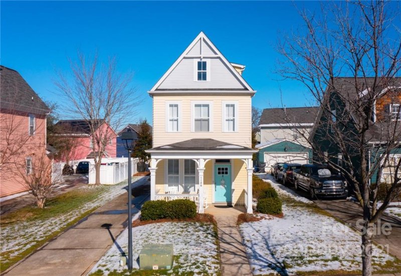 1106 Geraldine Powe Drive