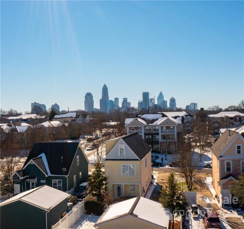 Property image 2 at 1106 Geraldine Powe Drive, Charlotte, NC 28206