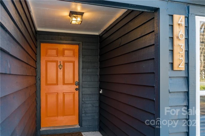 Property image 3 at 4632 Butterwick Lane, Charlotte, NC 28212