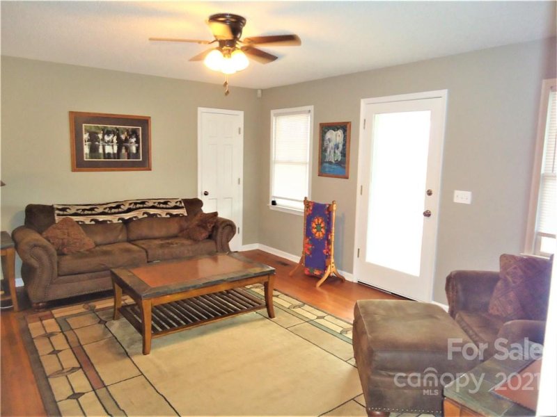 Property image 5 at 936 Park Circle, Lincolnton, NC 28092