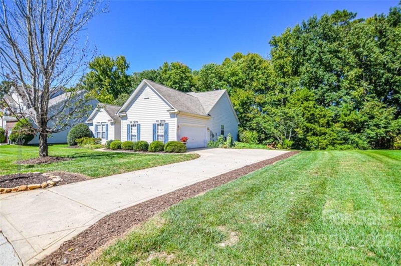 Property image 2 at 700 Circle Trace Road, Monroe, NC 28110