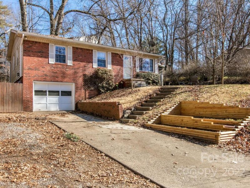 Property image 5 at 19 Evelake Drive, Asheville, NC 28806