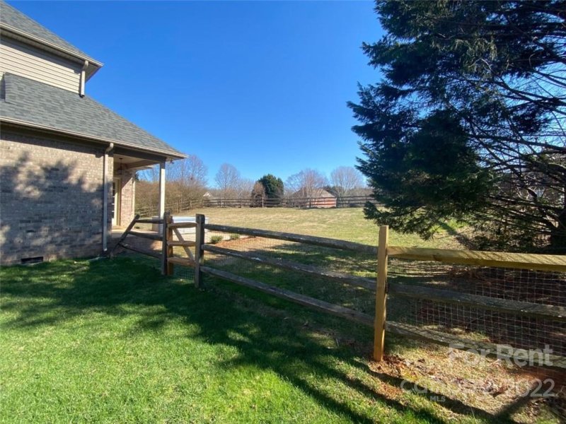 Property image 5 at 7116 Mcewen Place, Mint Hill, NC 28227