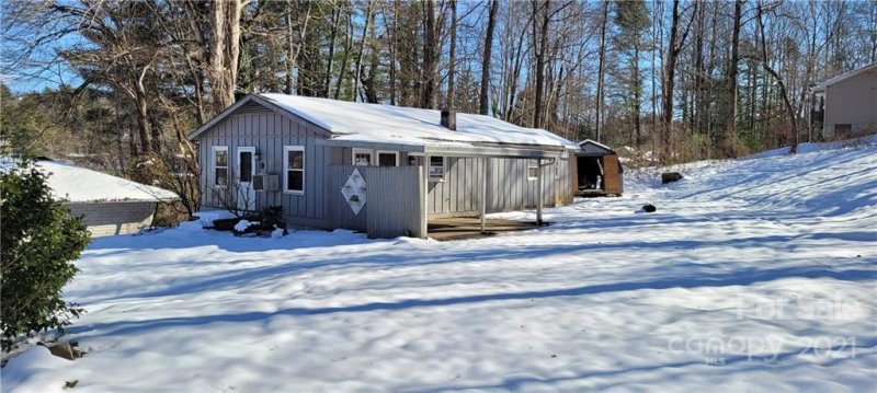 Property image 2 at 1602 Georgia Avenue, Hendersonville, NC 28739