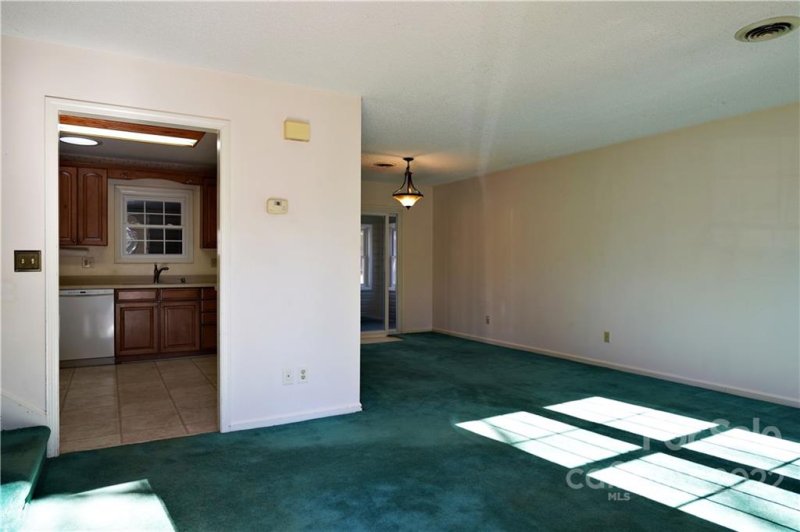 Property image 3 at 7 Silver Lace Circle, Arden, NC 28704