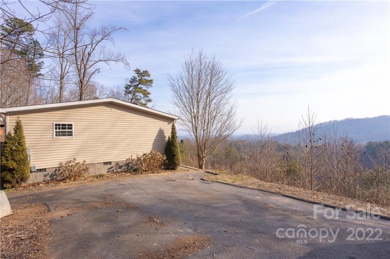 Property image 4 at 75 Hidden Meadow Drive, Candler, NC 28715