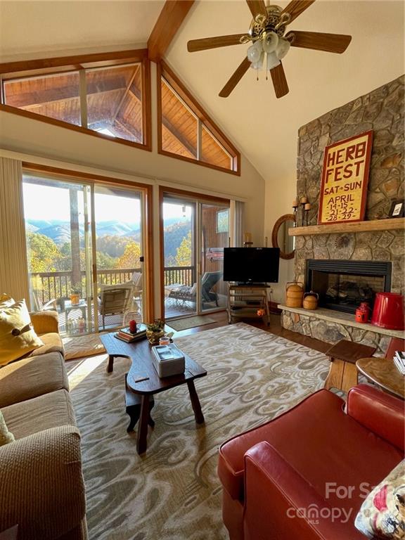 160 White Oak Pointe