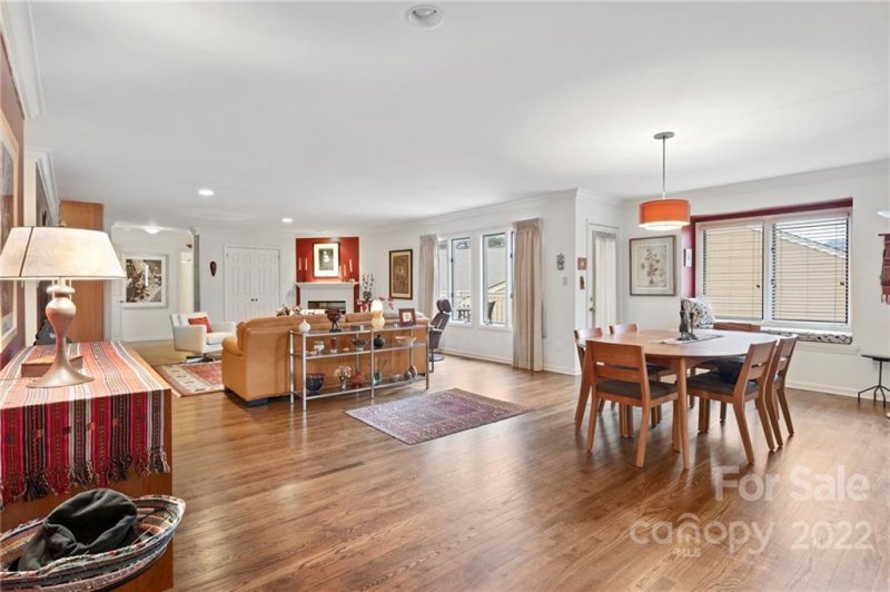 Property image 5 at 132 Beaver Ridge Road, Asheville, NC 28804