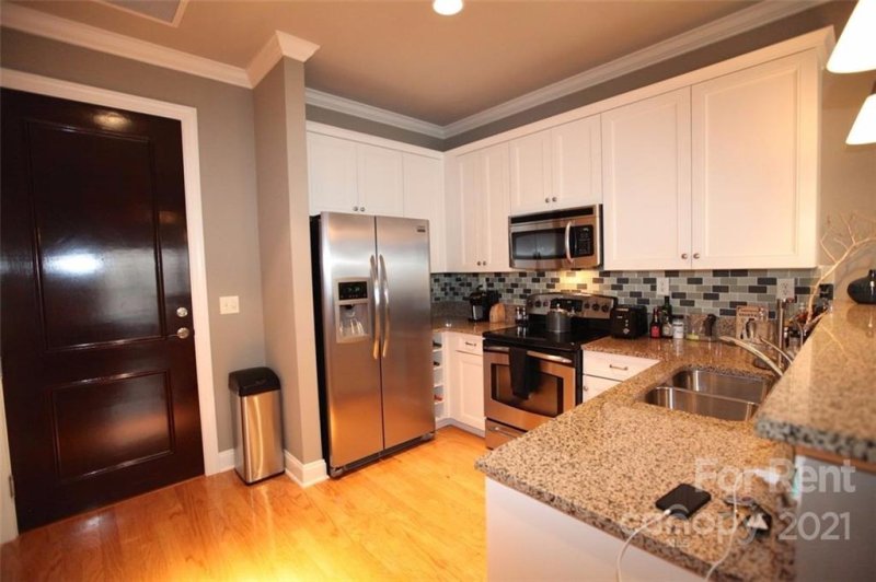 Property image 2 at 230 S Tryon Street, Charlotte, NC 28202