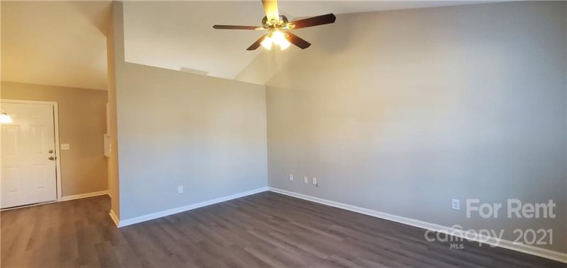 Property image 3 at 5429 Morning Breeze Lane, Charlotte, NC 28208