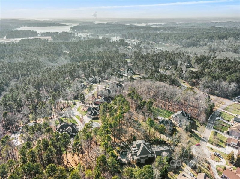 Property image 5 at 254 Bay Shore Loop, Mooresville, NC 28117