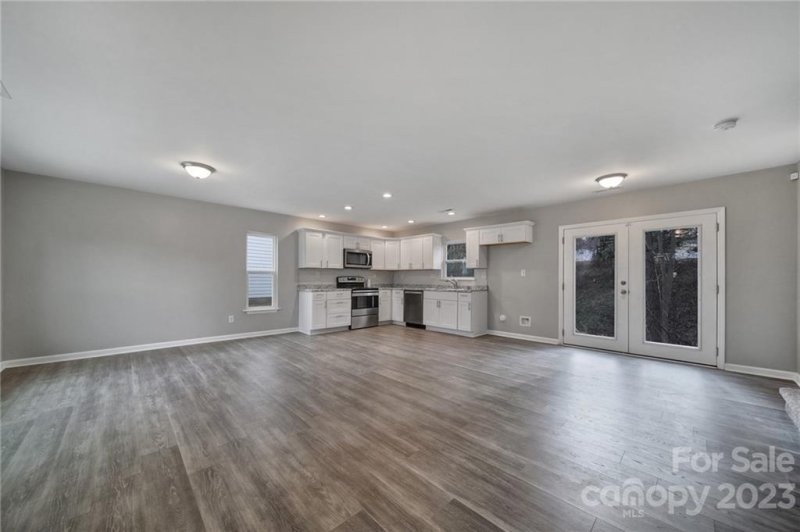 Property image 3 at 311 Cupped Oak Court, Charlotte, NC 28213