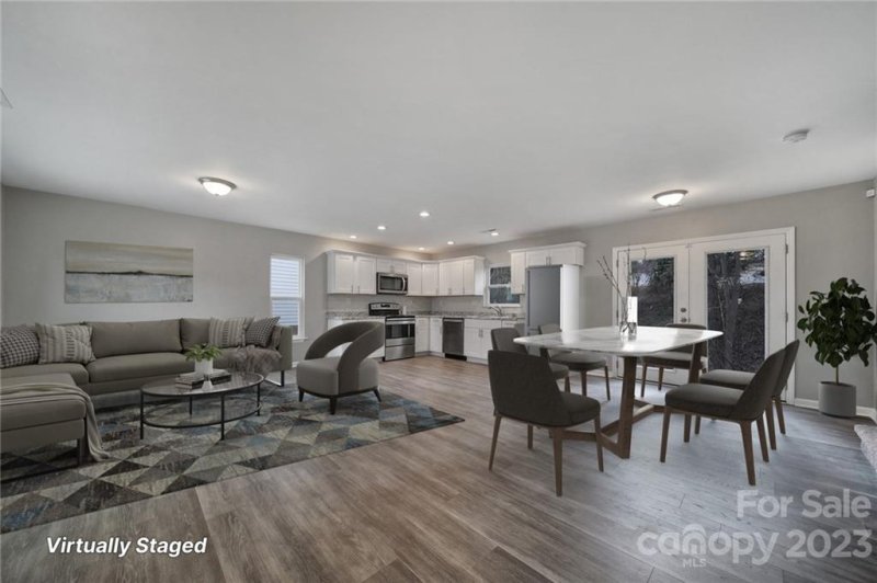 Property image 4 at 311 Cupped Oak Court, Charlotte, NC 28213