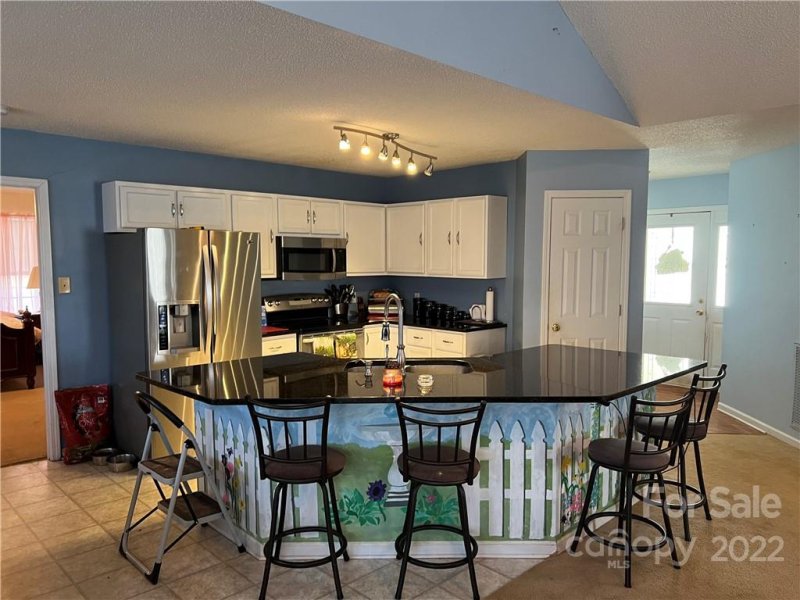 Property image 4 at 144 Greenwich Drive, Statesville, NC 28677