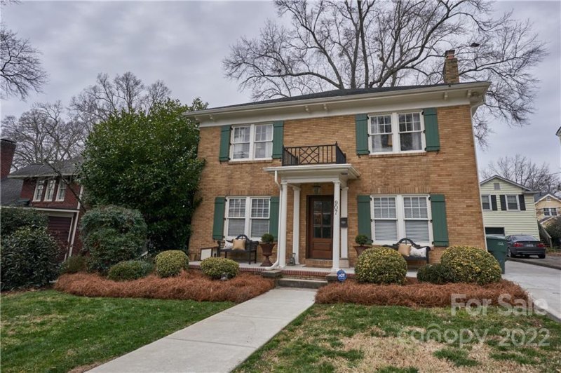 Property image 2 at 907 Edgewood Circle, Gastonia, NC 28052