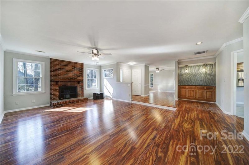 Property image 5 at 8207 White Horse Lane, Charlotte, NC 28270