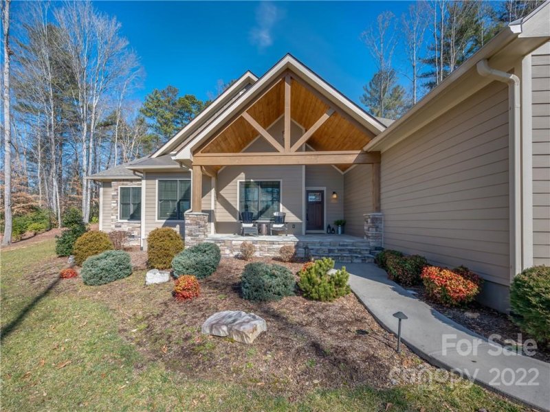 Property image 5 at 124 N Ridgeview Hill Drive, Hendersonville, NC 28791