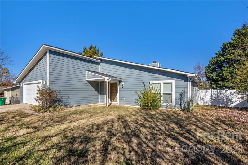 Property image 3 at 11109 Vista Haven Drive, Charlotte, NC 28226