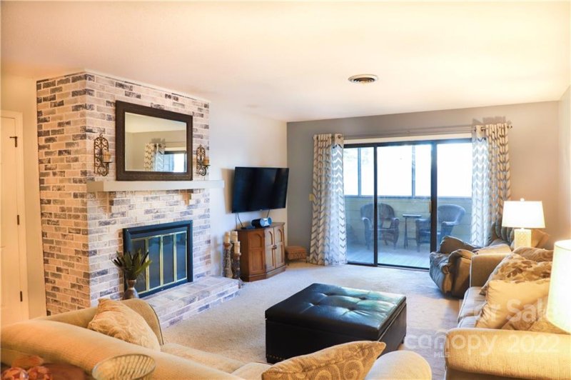 Property image 2 at 441 Britton Creek Drive, Hendersonville, NC 28791