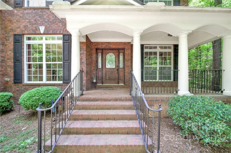 Property image 4 at 1215 Cabin Creek Court, Fort Mill, SC 29715