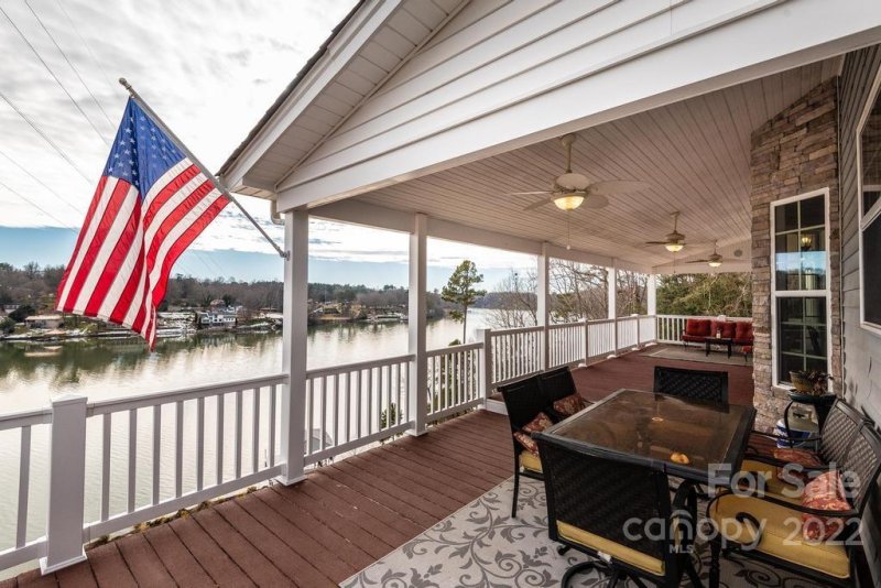 Property image 4 at 5705 Crown Terrace, Hickory, NC 28601