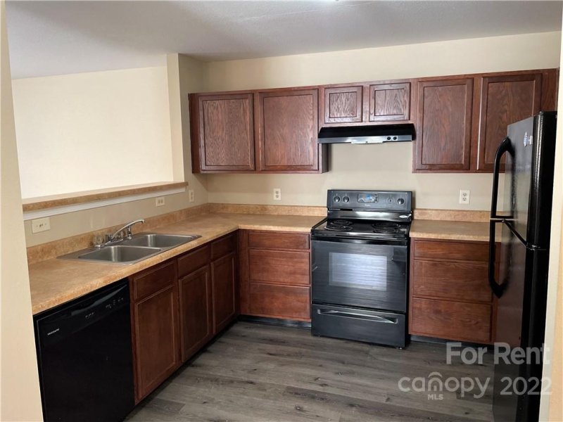 Property image 4 at 1022 Allegiance Drive, Charlotte, NC 28217