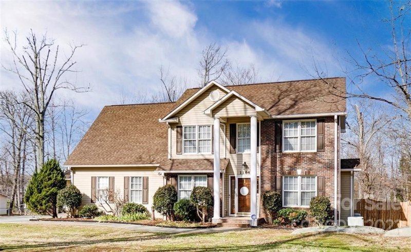 1164 Balfour Quarry Road