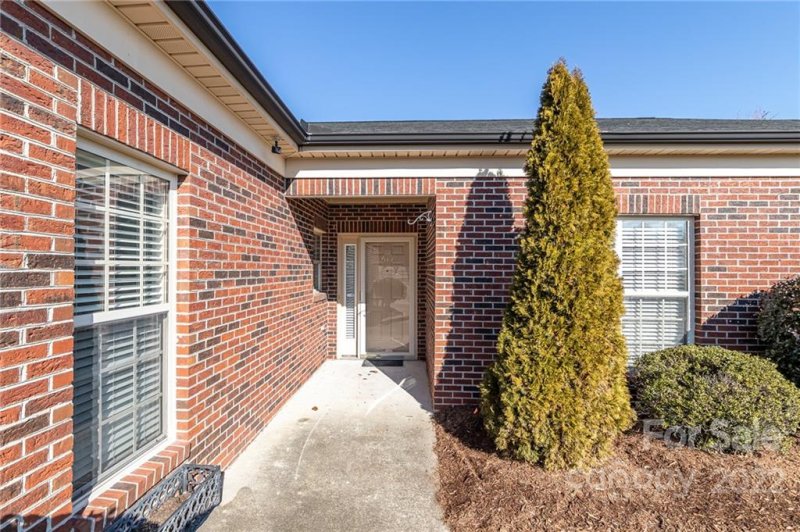 Property image 2 at 617 Camrose Circle, Concord, NC 28025