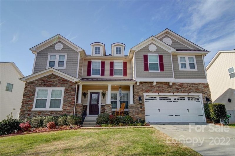 Property image 2 at 572 Putting Drive, Fort Mill, SC 29715