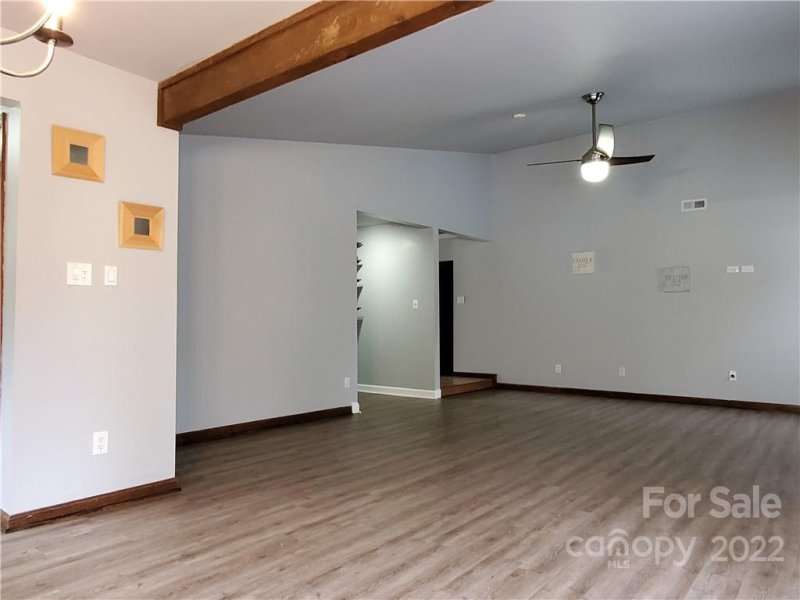 Property image 5 at 4925 Cricklewood Lane, Charlotte, NC 28212