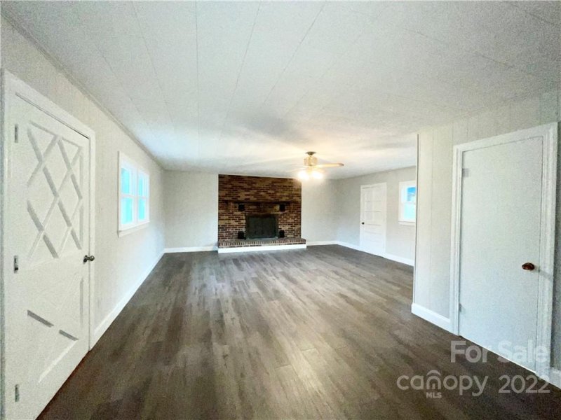 Property image 5 at 821 Cabaniss Drive, Shelby, NC 28150