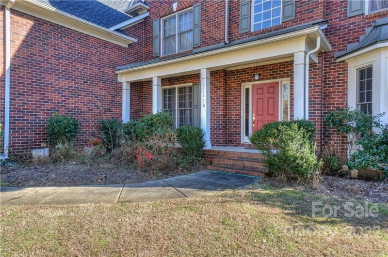 Property image 5 at 20128 Coachmans Wood Lane, Cornelius, NC 28031