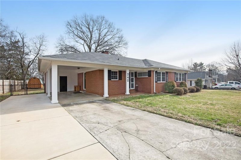 Property image 2 at 240 Palaside Drive, Concord, NC 28025