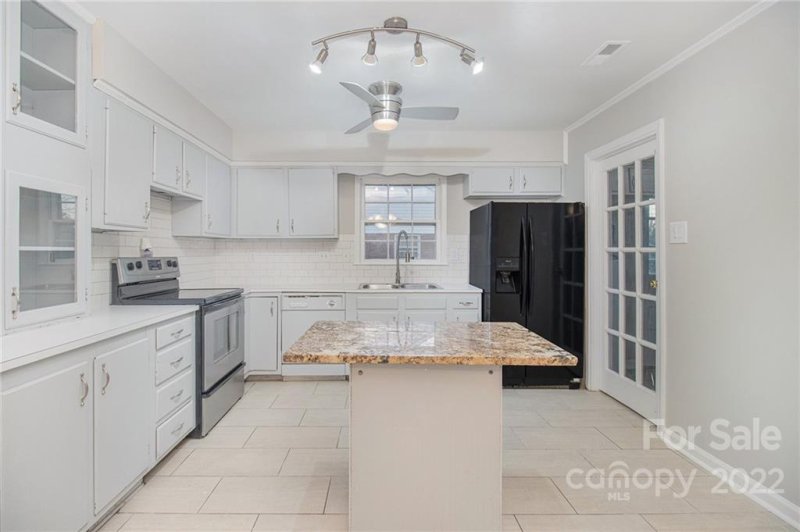 Property image 5 at 7310 Riding Trail Road, Charlotte, NC 28212