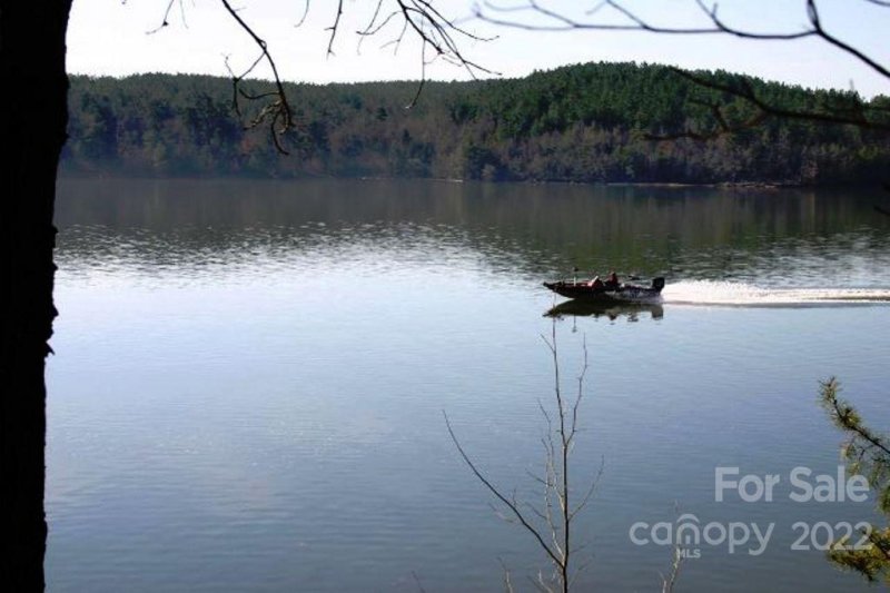 Property image 3 at 3067 Sams Way, Granite Falls, NC 28630