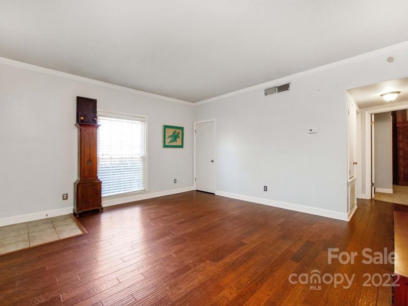 Property image 5 at 5927 Quail Hollow Road, Charlotte, NC 28210