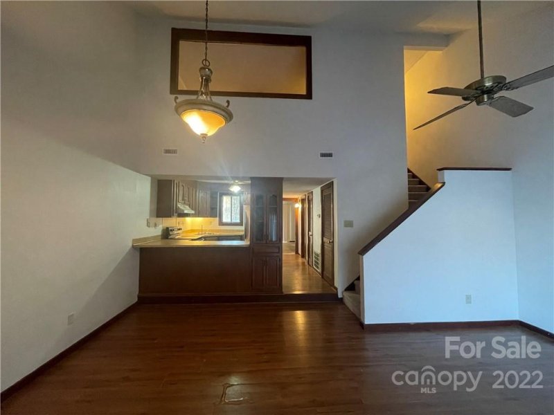 Property image 3 at 100 Willow Run Drive, Gastonia, NC 28056