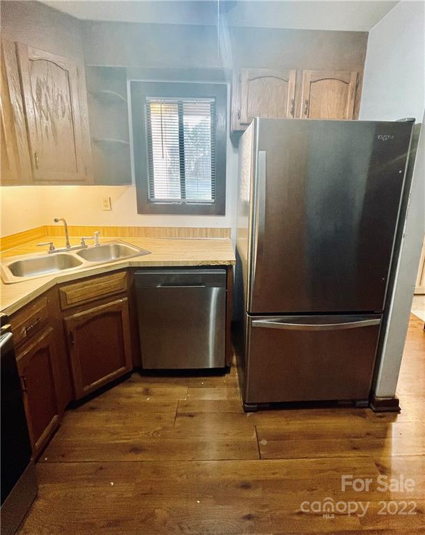 Property image 4 at 100 Willow Run Drive, Gastonia, NC 28056