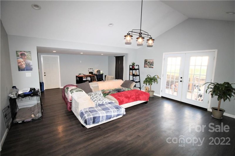 Property image 5 at 200 Donna Avenue, Gastonia, NC 28052