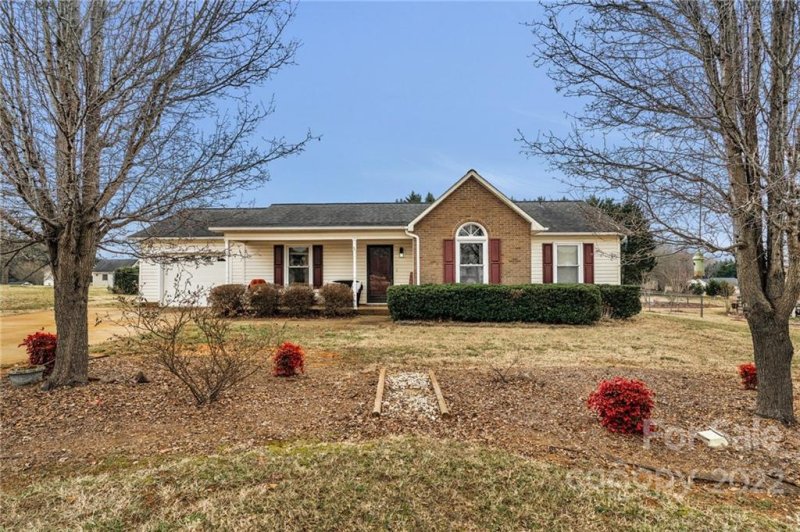 Property image 2 at 2929 Charles Court, Lincolnton, NC 28092