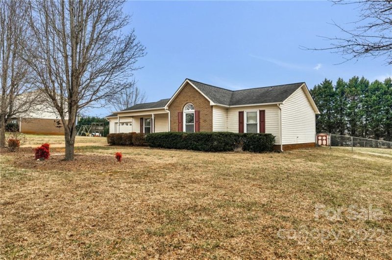 Property image 3 at 2929 Charles Court, Lincolnton, NC 28092