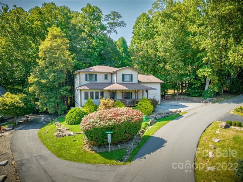 Property image 3 at 129 Valley Creek Drive, Maggie Valley, NC 28751